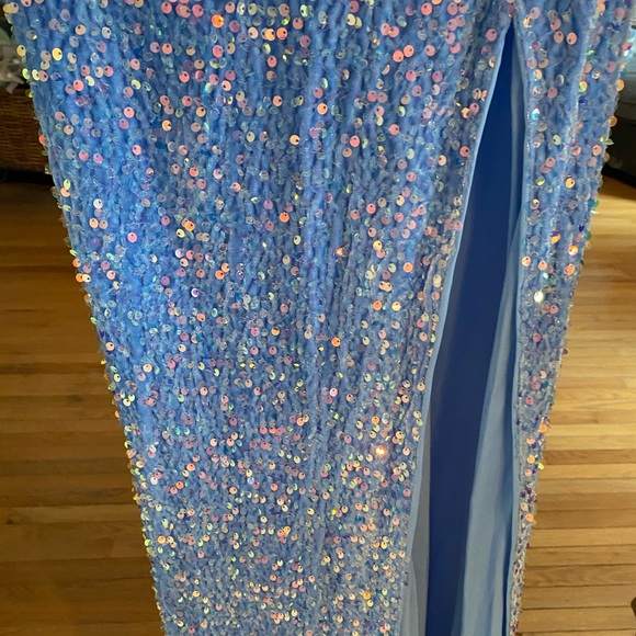 🦋 NWT blue sequin dress!! - Picture 4 of 7